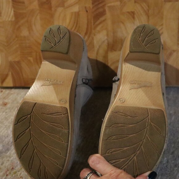 Gray Dansko Clog Boots SIze 38/Size 8 - Picture 8 of 8